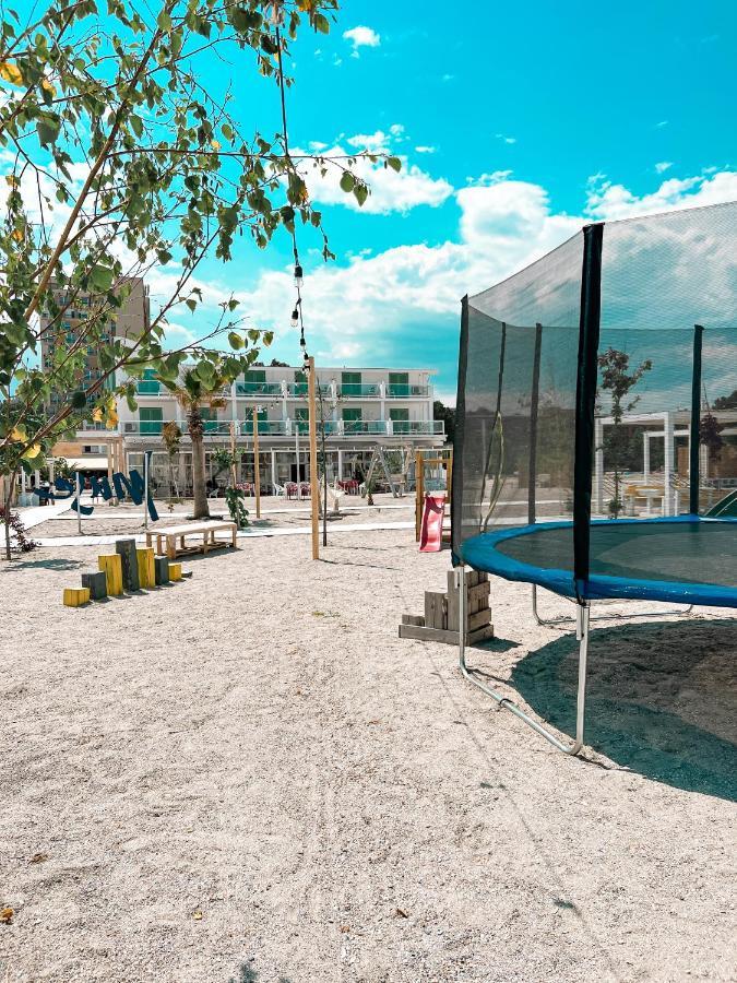 Hotel Victory مامايا المظهر الخارجي الصورة